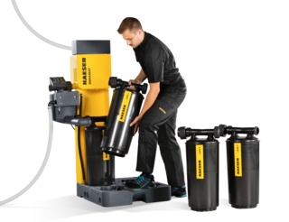 A patronban lévő szelep megakadályozza a folyadékok kifolyását.