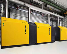 Fordódugattyús állomás a Manchingi szennyvízkezelő üzem részére.