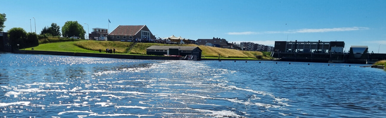 A The Great Bubble Barrier cég együttműködve a KAESER KOMPRESSOREN-nel.
