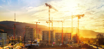 Sűrített levegős kompresszor az építkezéseken – nagy teljesítményű KAESER KOMPRESSOREN technológia az építkezéseken történő sokoldalú sűrített levegős alkalmazásokhoz.